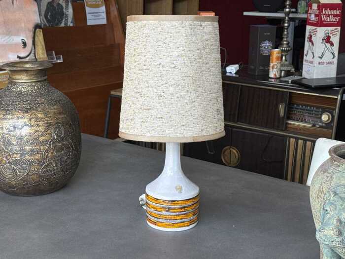 Mid-century Italian orange and white ceramic table lamp