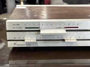 Bang and Olufsen Beomaster 901 stereo receiver - 2