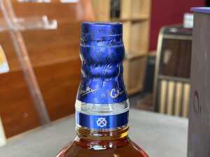 Chivas Regal 18yo Gold Signature blended Scotch whisky in original box - 3