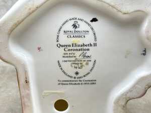Royal Doulton Classics 'Queen Elizabeth II Coronation' porcelain figure in original box - 4