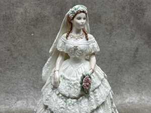 Two Coalport limited edition 19th century British Royal porcelain figures - 4