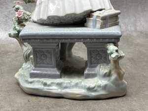 Lladro porcelain figure of a girl in a garden - 4