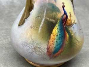 Pair of Crown Devon hand-painted porcelain vases - 4