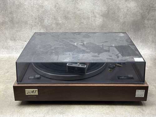 JVC auto return belt drive turntable model JL-A1