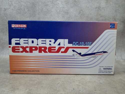 Dragon Wings Federal Express DC-10-10F model plane