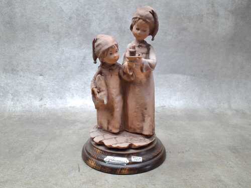 Giuseppe Armani children figure