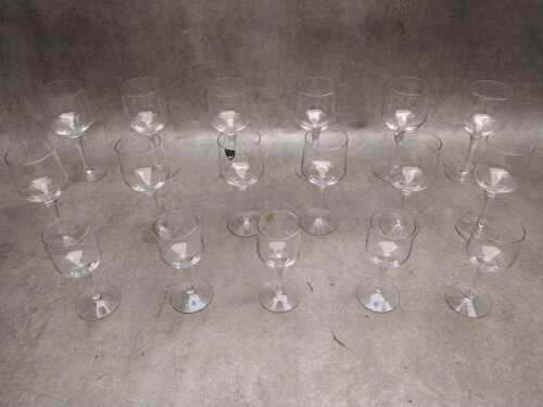 Orrefors Rhapsody crystal glasses including wine, sherry, etc.