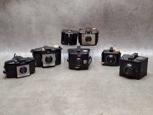 Vintage Kodak Brownie film cameras, mainly bakelite
