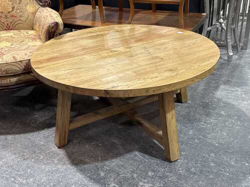 Round coffee table