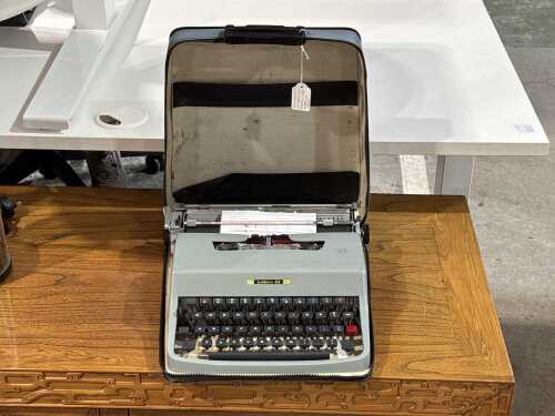 Vintage Olivetti Lettera 22 portable typewriter