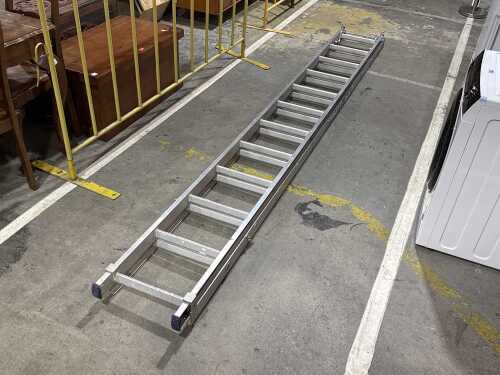 Bailey Galaxy 12 aluminium extension ladder