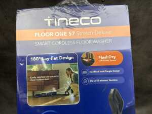 Tineco Floor One S7 Stretch Deluxe RRP $679 - 4
