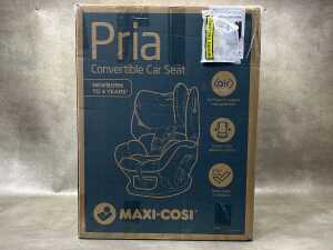 Maxi-Cosi Pria convertible car seat