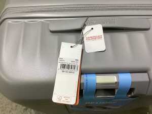 American Tourister Frontec Spinner 75cm suitcase RRP $ 499 - 2