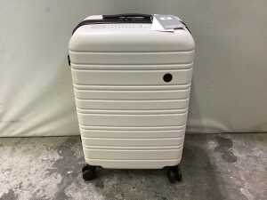 Nere Stori hardshell suitcase 65cm. RRP $259