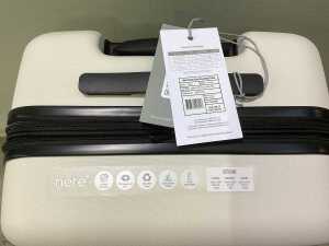 Nere Stori hardshell suitcase 65cm. RRP $259 - 3