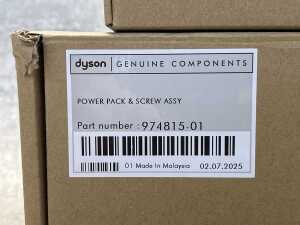 Group of Dyson accessories - 3