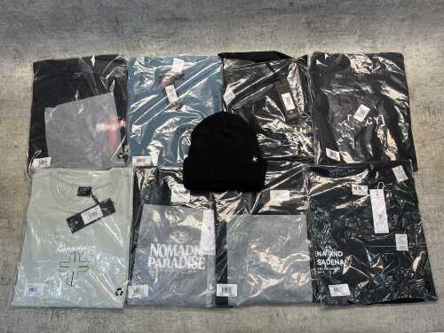Eight Men's t-shirts & beanie size XXL