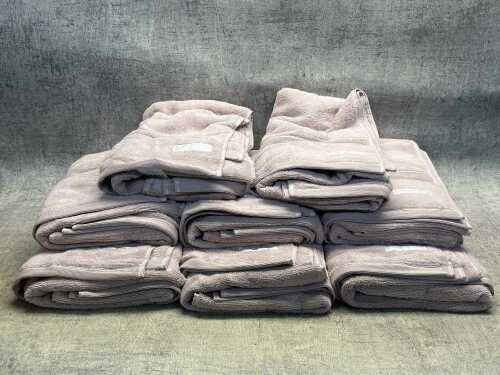 Eight Sheridan Ultra Light Luxury bath towels