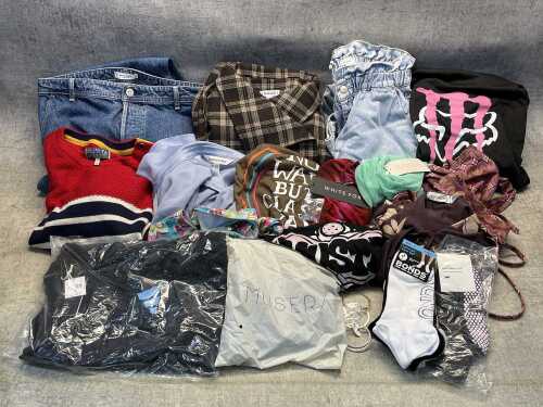 55 · Group of Women's clothing size M