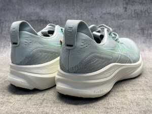 Asics Gel-Kayano 32 size US 9 Men's - 4