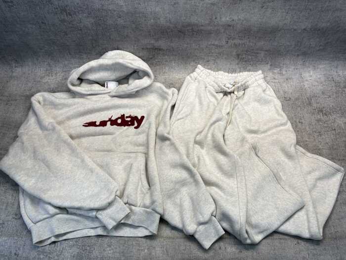 Sunday Heavyweight hoodie & trackpants size M