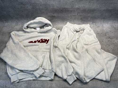 73 · Sunday Heavyweight hoodie & trackpants size M