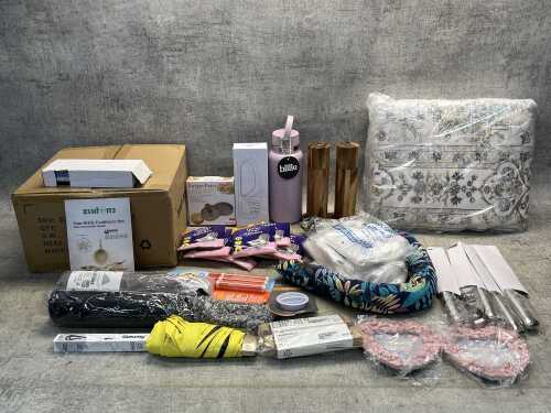 Group of homewares