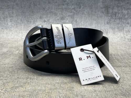 R.M. Williams Drover belt