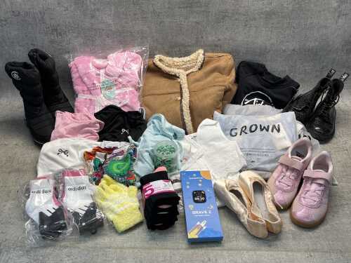 Group of Girls clothing & accessories size 4-6