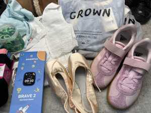 Group of Girls clothing & accessories size 4-6 - 5