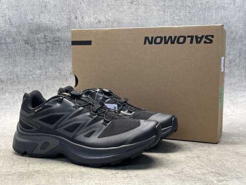 Salomon XT-EVR GORETEX size US 8 Women's