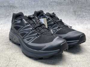 Salomon XT-EVR GORETEX size US 8 Women's - 3