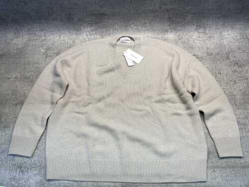 Assembly Label Alora Cashmere V Neck Knit size 14