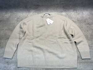 Assembly Label Alora Cashmere V Neck Knit size 14