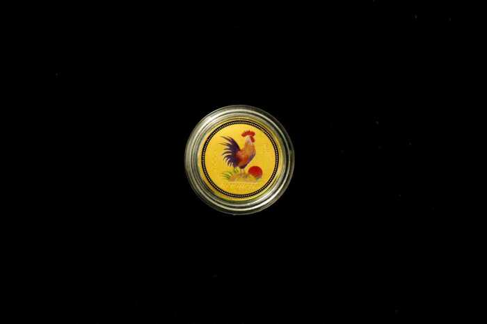 Year of the Rooster Coloured Edition 2005 $5 0.999 gold specimen quality coin, 1/20 ounce