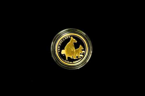 2011 Kangaroo Series $10 0.999 gold proof coin, 1/10 ounce