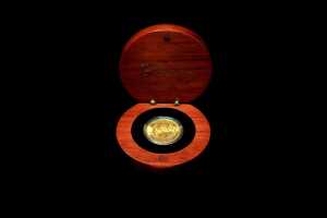 Australian Sovereign 2015 $25 0.9167 gold proof coin, 1/4 ounce - 3
