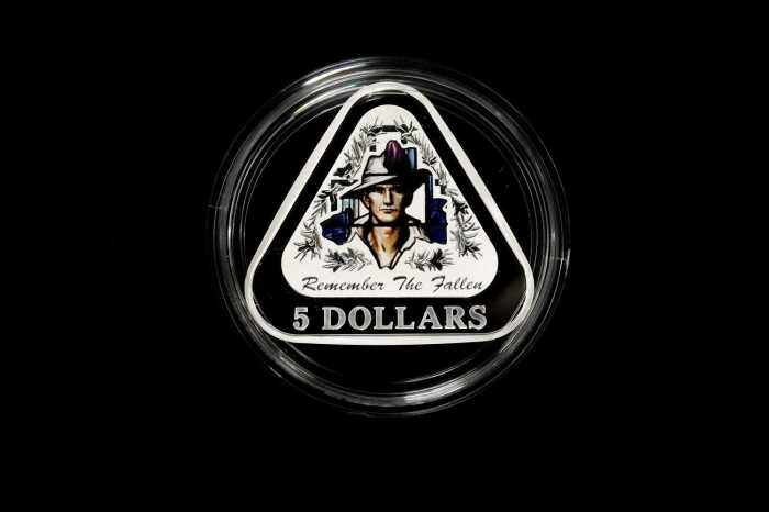 Remember The Fallen 2016 $5 coloured fine silver proof triangular coin, 22.23g