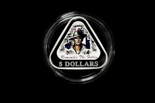 Remember The Fallen 2016 $5 coloured fine silver proof triangular coin, 22.23g