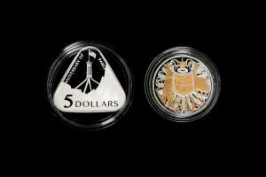 Two silver proof coins, totalling 35.93g