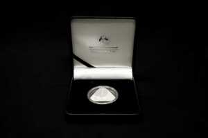 Two silver proof coins, totalling 35.93g - 4