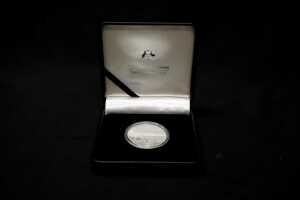 Sydney Opera House 40th Anniversary 2013 $1 silver proof coin, 1oz - 3