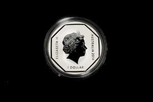 Australian Road Sign Series Koala 2014 $1 silver frosted uncirculated coin, 1oz - 2