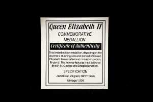Queen Elizabeth II 2000 commemorative .925 silver medallion, 23g - 4