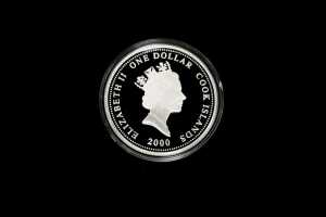 100 years of the Queen Mother 2000 one troy ounce silver coin - 2