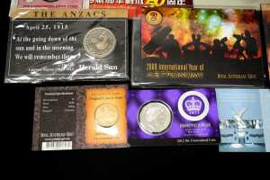 Group of assorted decimal mint coins - 4
