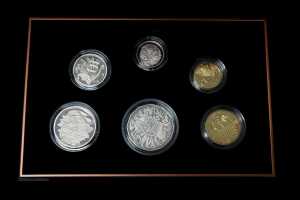 Group of Australian decimal mint coins - 3