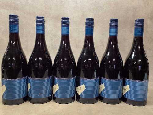 Quealy Pinot Noir 2025, six bottles