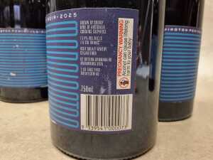 Quealy Pinot Noir 2025, six bottles - 3